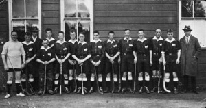 First New Zealand hockey team to travel overseas - Photographer unidentified