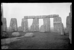 Stonehenge, circle of large standing stones, Salisbury, United Kingdom