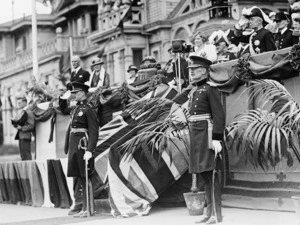 Robson, Edward Thomas, fl 1920s-1940s? (Photographer) : Scene in Wellington during the Duke of Gloucester's 1934 tour