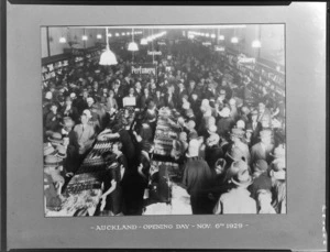 Department store opening, Auckland