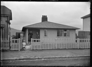 House and people at 6 Patrick Street, Petone