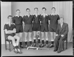 Hockey team from Karori, Wellington, junior men's, with trophy