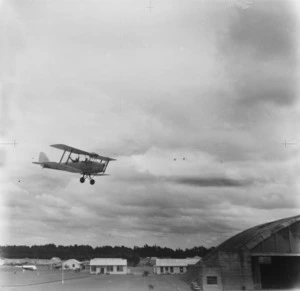 De Havilland DH 82 Tiger Moth at the RNZAF Station, Whenuapai