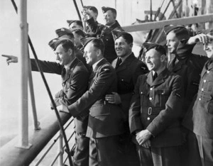 Members of the Royal New Zealand Air Force arriving in Vancouver, Canada