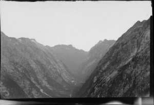 Mountains and valley, [Canterbury Region or Southland District?]
