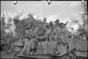New Zealand tank crew, Florence, Italy, during World War 2