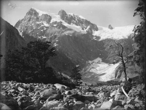 Mt Tutoko, Lake County