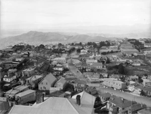 Part 2 of a 4 part panorama looking over the suburb of Brooklyn, Wellington