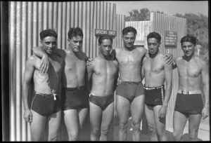 Soldiers of the Maori Battalion at the New Zealand Division swimming champs at Maadi, Egypt, during World War 2