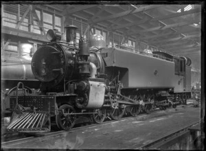 Wab class locomotive, NZR number 686, in the Petone Railway Workshops, 1917.