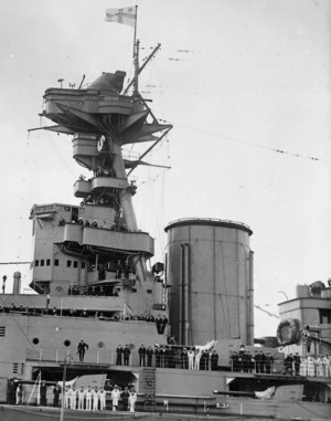 Broadside view of the battlecruiser HMS Hood
