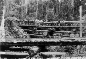 Log transportation at Wilding's Siding