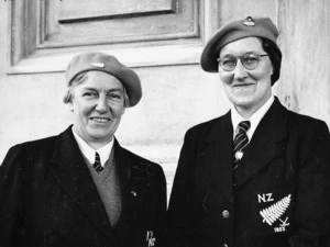 Co-managers of the 1953 New Zealand Women's Hockey Team