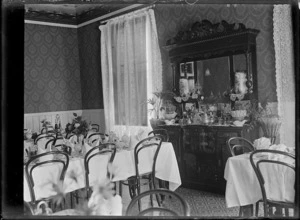 Interior view of the dining room of the Hinemoa Hotel at Te Aroha, circa 1916.