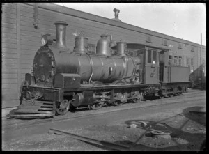 J class steam locomotive, NZR 118, 2-6-0 type.
