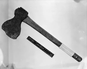 Pātītī | short-handled axe said to have belonged to Hongi Hika