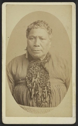 Shailer, George William (Palmerston North) 1848-1918 :Portrait of unidentified Maori woman