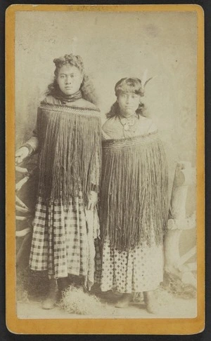 Shailer, George William (Palmerston North) 1848-1918 :Portrait of two unidentified Maori young women