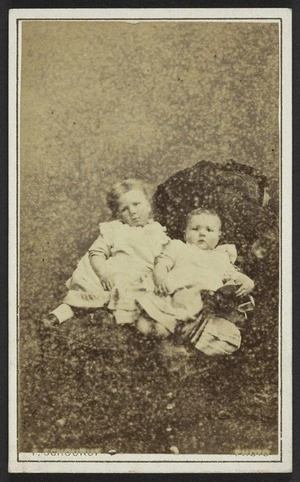 Schourup, Peter, 1837-1887: Portrait of two unidentified children