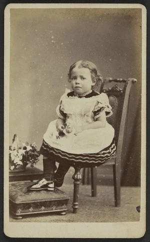 Spanton, W S (Bury St Edmonds) :Portrait of unidentified young girl