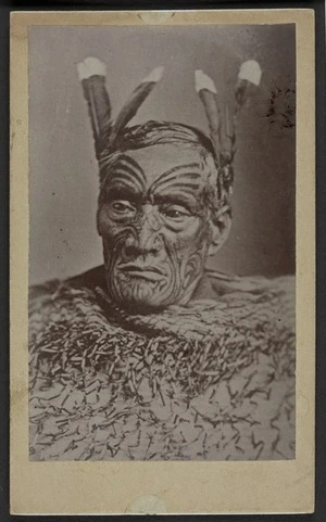 Spiller, J (Christchurch) fl 1880s :Portrait of unidentified Maori man