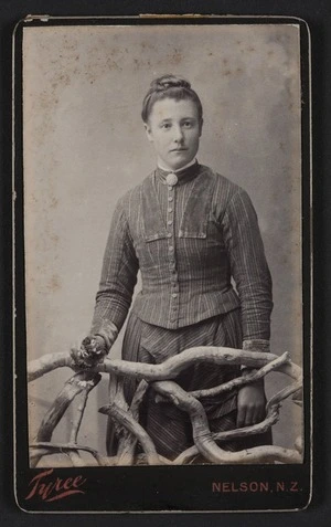 Tyree Photographic Studio (Nelson) fl 1878-1894 :Portrait of unidentified woman