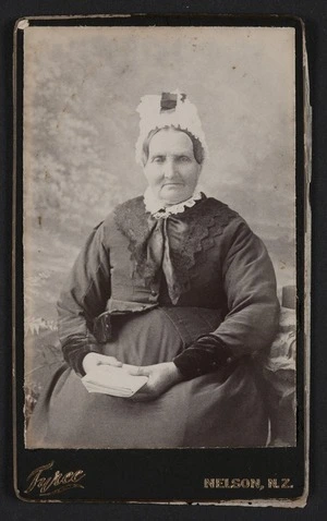 Tyree Photographic Studio (Nelson) fl 1878-1894 :Portrait of unidentified woman