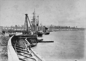 Hokitika wharf and ships