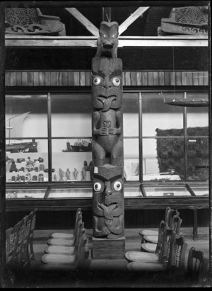 Maori wood carving; a carved centre pole.
