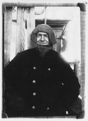 Unidentified man, Shackleton Antarctic Expedition (1907-1909)