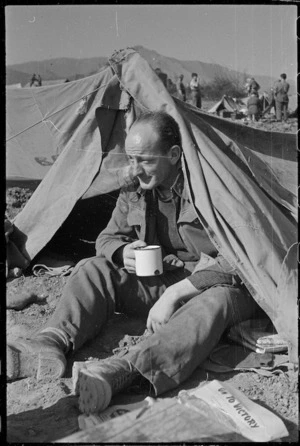 A O Gray, World War 2 New Zealand soldier, Cassino area, Italy