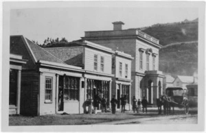 Creator unknown : Photograph of Hastings Street, Napier