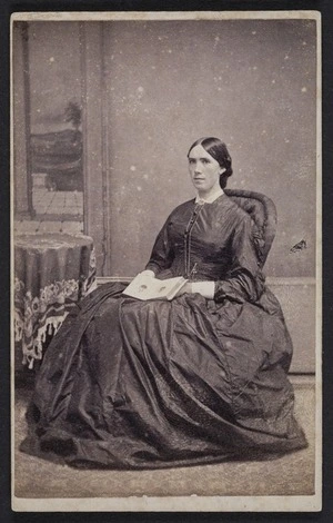 Weddell, Andrew (Brisbane) fl 1864-1874 :Portrait of unidentified woman