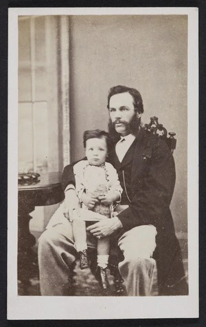Edmund Wheeler & Son: Portrait of unidentified man and child