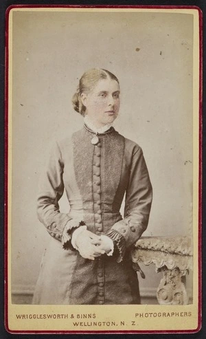Wrigglesworth & Binns (Wellington) fl 1874-1900 :Portrait of unidentified woman