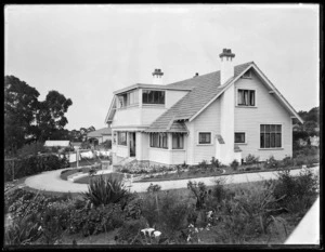 House and garden in Napier