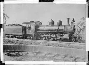 N class steam locomotive, NZR 354, 2-6-2 type.