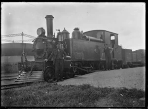 L Class steam locomotive, NZR 207, 4-4-2T type, ca 1903.