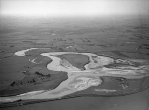 Aerial view of the Manawatu River and surrounding plains