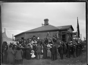 Crowd at the laying of the Foundation Stone for the Petone Baptist Church, 2nd May 1903.