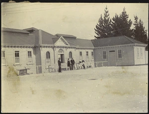 Creator unknown :Photograph of Madame Rachel and Priest's Baths Pavilion, Rotorua
