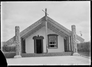 Guide Rangi's house, Whakarewarewa, Rotorua