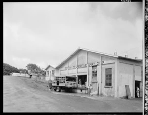 Te Kaha Co-op dairy factory - Photograph taken by W Walker
