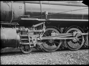 Arrangement of valve gears for "Q" class steam locomotive