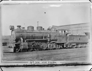 B class steam locomotive No 306, 4-8-0 type