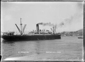 The ship Rangatira, Wellington Harbour