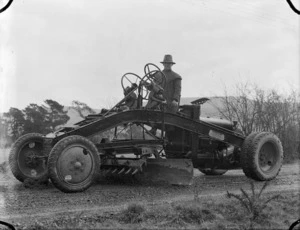 A grader working on the road at Upper Hutt, 1936
