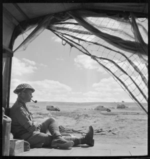 World War 2 New Zealand soldier R Dysart, Western Desert, North Africa