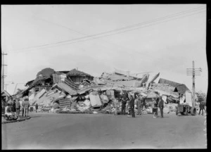 1931 Hawke's Bay earthquake, people gathering around destroyed building