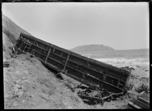 Railway accident to the New Plymouth Mail train, near Paekakariki